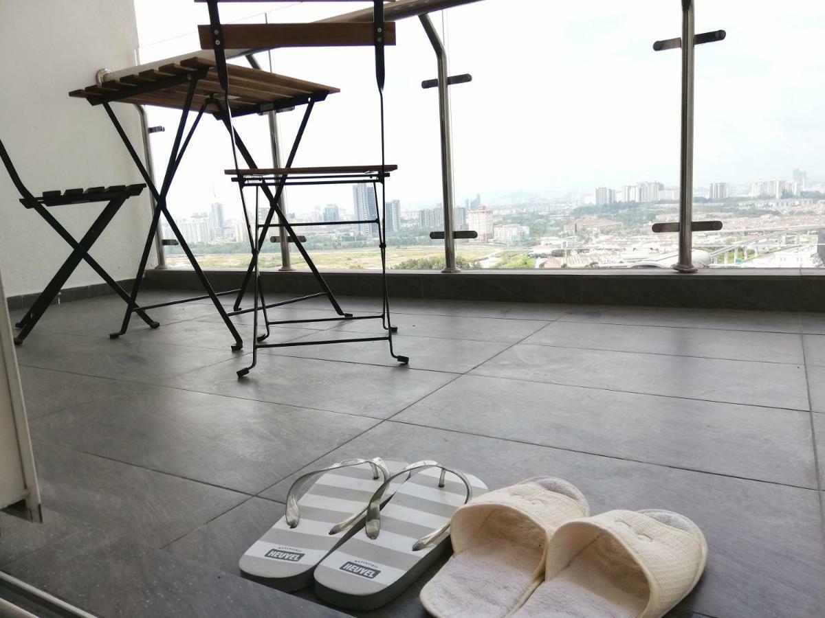 Puchong Skypod Residence, High Floor Balcony Unit, Walking Distance To Ioi Mall, 10Min Drive To Sunway ภายนอก รูปภาพ